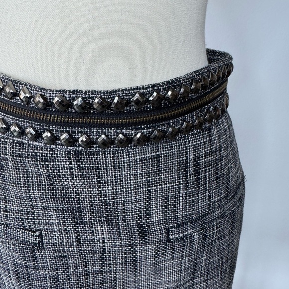 H&M Navy Tweed Mini Skirt with Embellished Waist – Size 6 - Picture 13 of 16